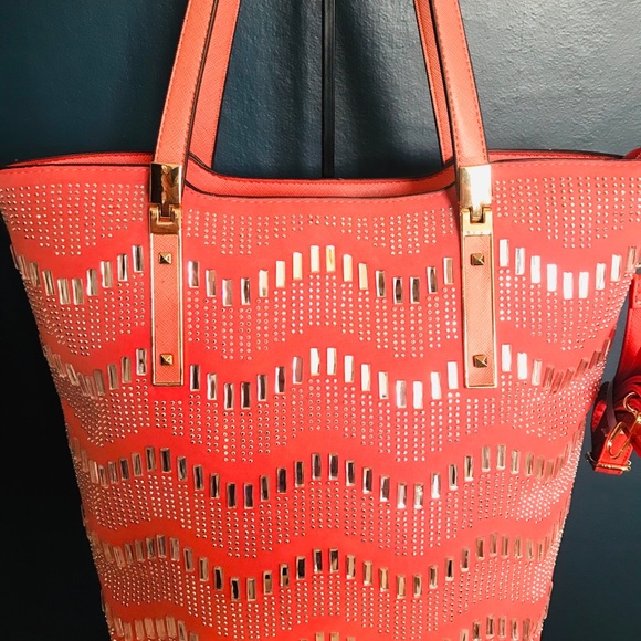 NWT Coral  Saffiano Leather Leather Tote - Picture 2 of 4